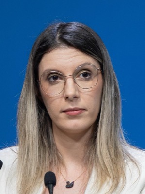 Diana-Anda Buzoianu